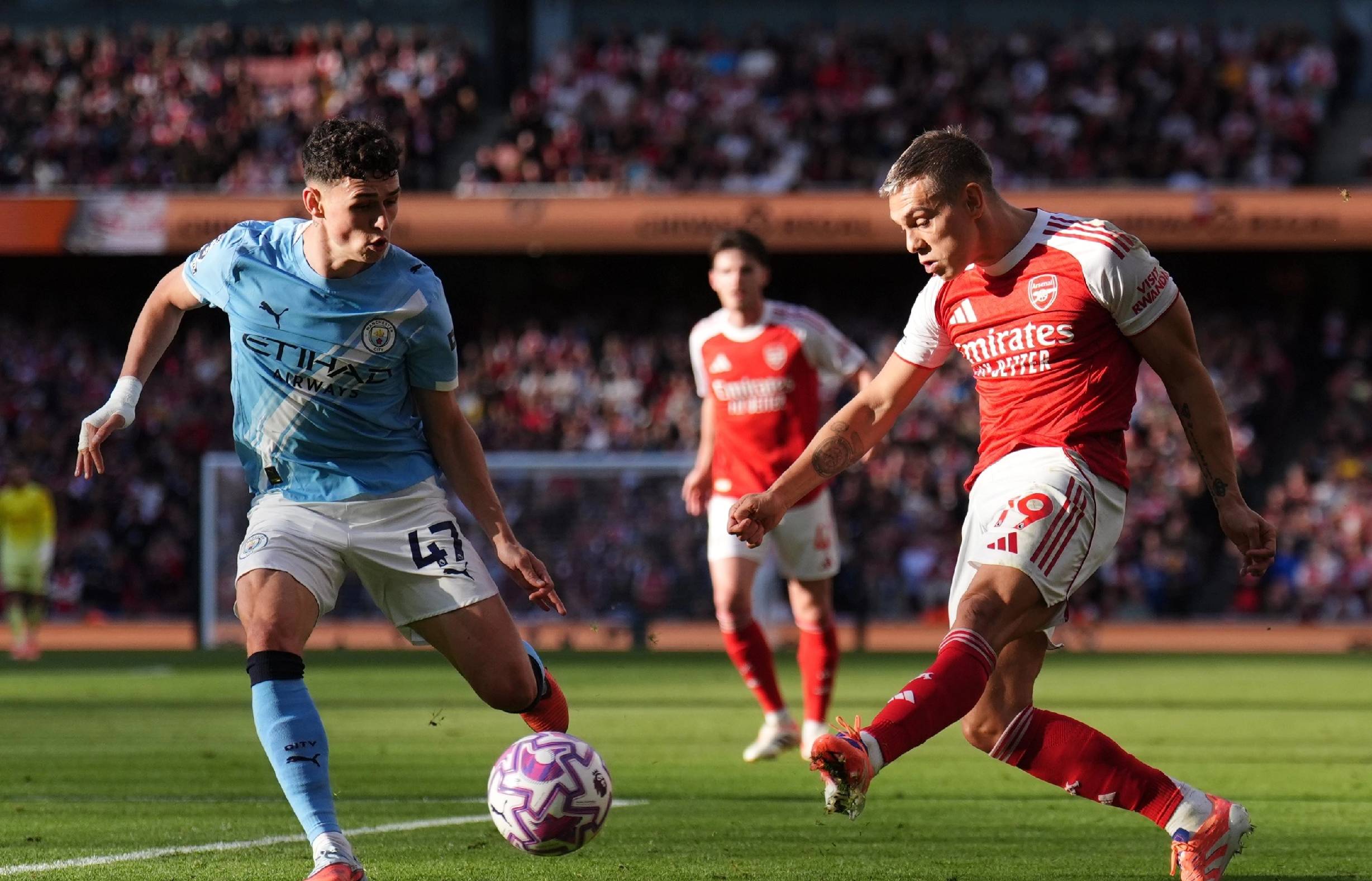 巴萨官方：特尔施特根已获医疗许可，入选对阵法兰克福大名单