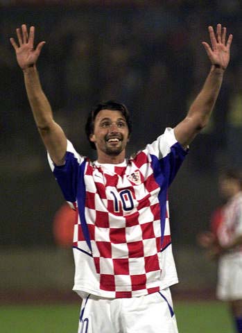 少一人的切尔西让阿森纳犯难，英超争冠从来不乏拼桌的