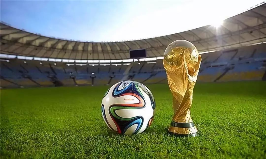 太阳战雷霆伤病报告：布克出战成疑，哈尔滕施泰因等因伤缺席