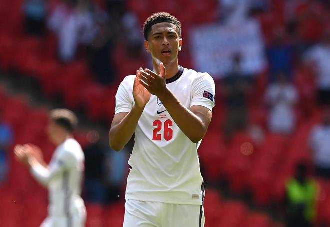 罗体：邓弗里斯、达米安等5名球员今日在国米基地进行康复