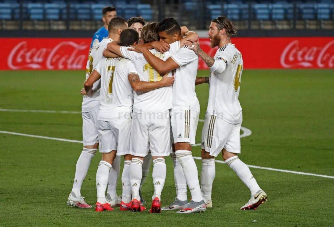 快船内线攻势持续发力