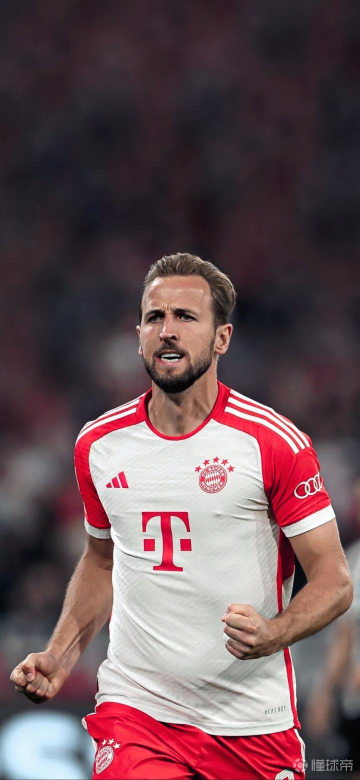 官方：拜仁女足中场齐焦蒂-奥尔默加盟曼联女足，双方签约2年