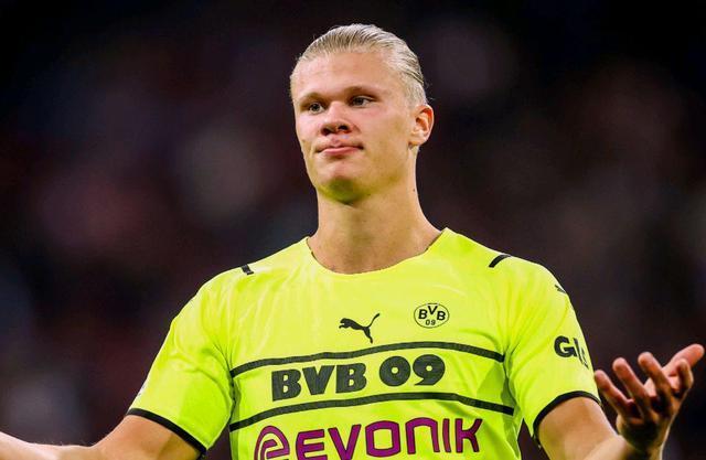 重庆铜梁龙签下山东泰山B队球员张英凯